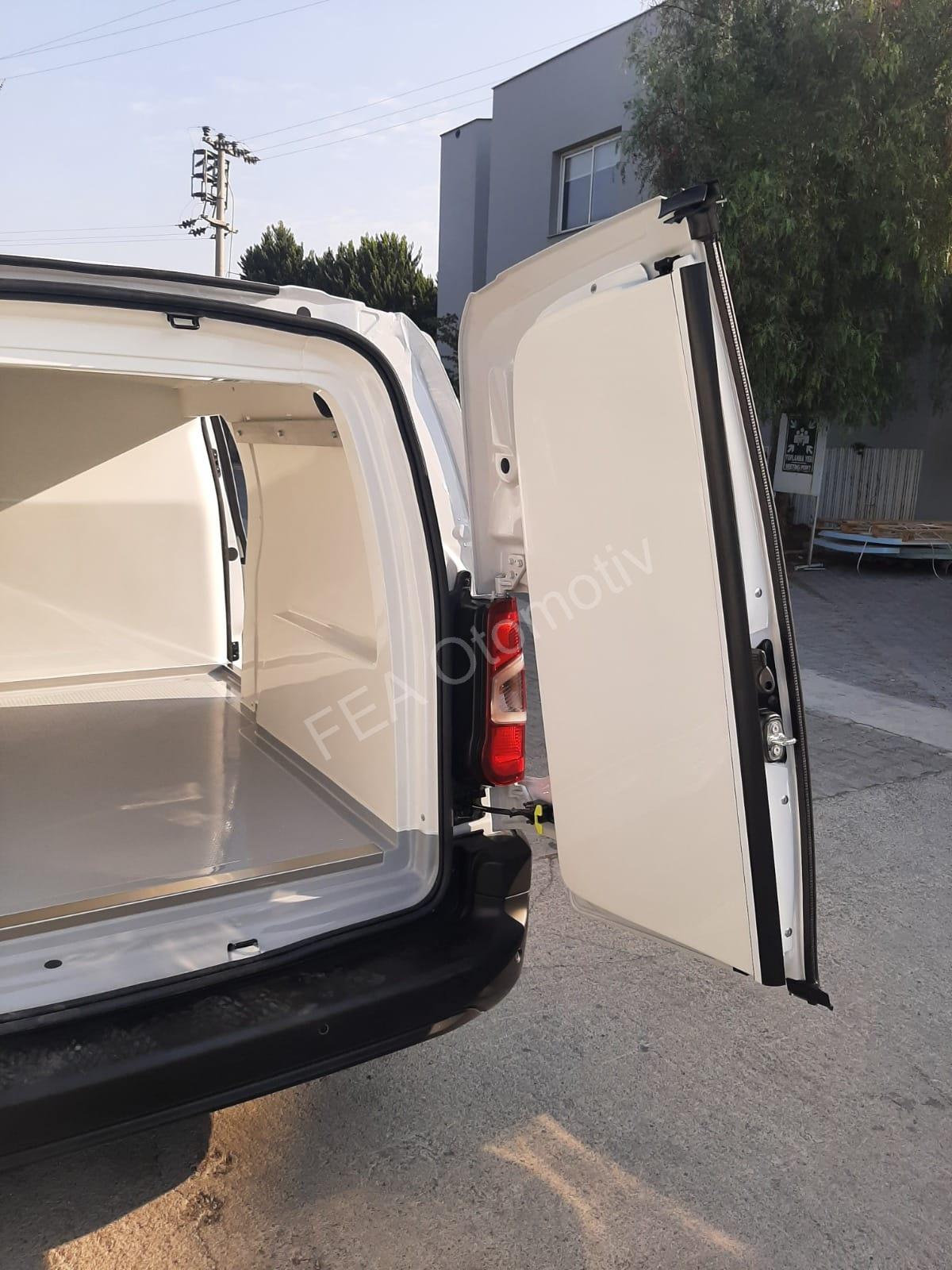 Peugeot Partner Kalıp İzolasyon Projesi 4